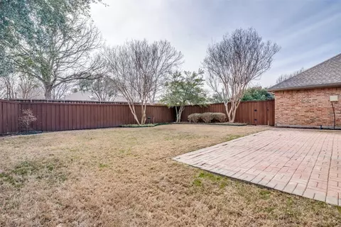 Exterior - 733 Eagle Dr, Coppell, TX 75019 photo 5 of 6
