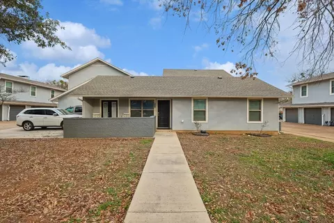 608 Timberline Dr, Hurst, TX 76053