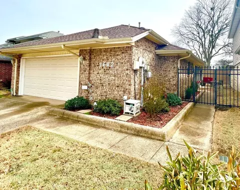 2602 Centaurus Dr, Garland, TX 75044