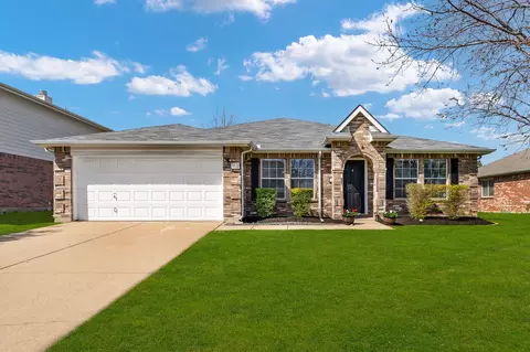 113 Santa Fe Trl, Justin, TX 76247
