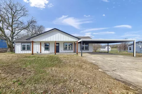 383 Kyker Ln, Pottsboro, TX 75076