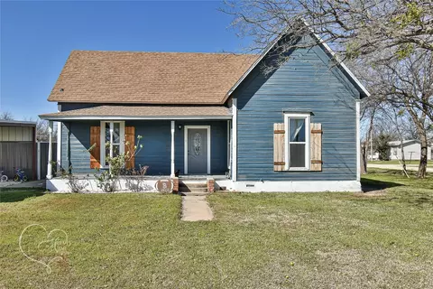 440 Race St, Baird, TX 79504