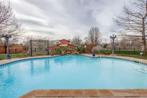 2250 E Brown St, Wylie, TX 75098