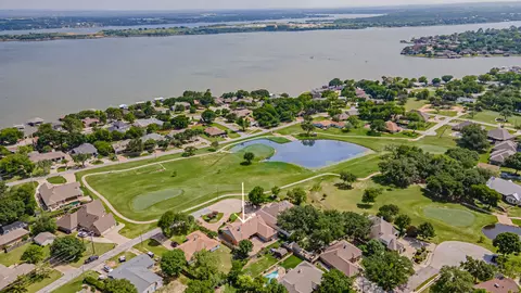 4906 Boquillas Ct E, Granbury, TX 76049