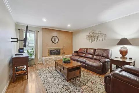 207 E Harwood Rd #43, Euless, TX 76039