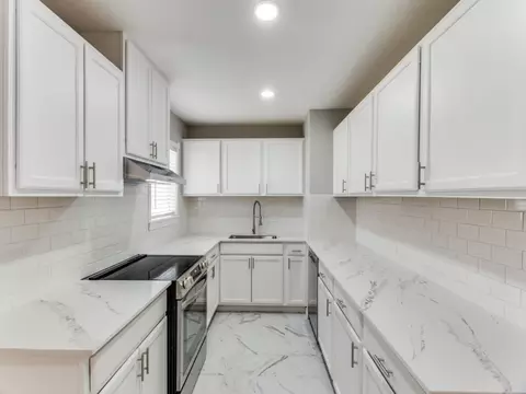 Kitchen - 108 Falls Dr, Euless, TX 76039 photo 2 of 3
