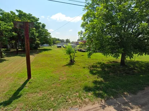 000 Hinkson Ave, Strawn, TX 76475