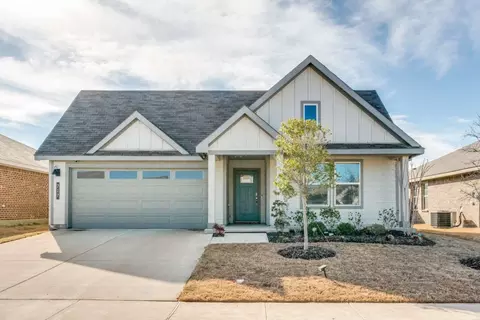 717 Griffith Park Trl, Alvarado, TX 76009