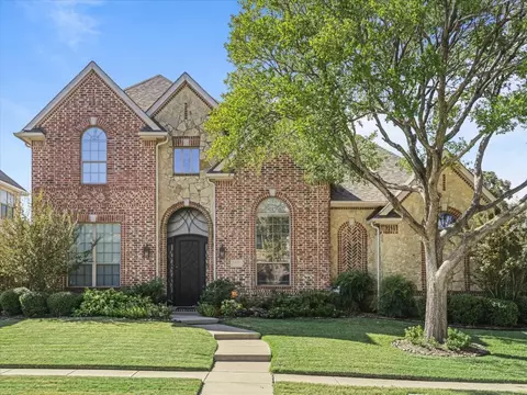 8025 Marathon Dr, Plano, TX 75024