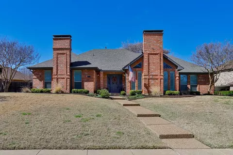 620 Briarglen Dr, Coppell, TX 75019