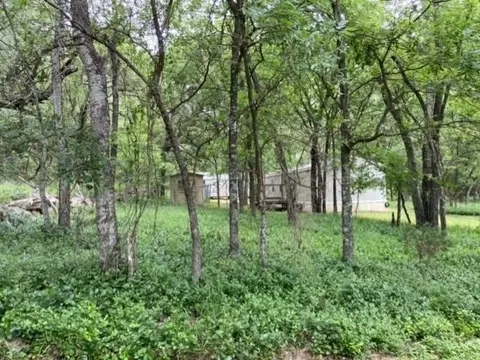 405 Hamilton St, Iredell, TX 76649