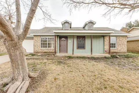141 Teakwood Dr, Princeton, TX 75407