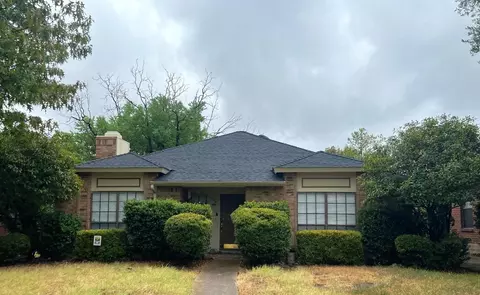 406 Running Brook Ln, Mesquite, TX 75149