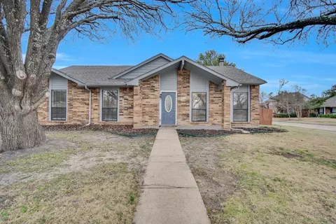 9010 Shearer St, Rowlett, TX 75088