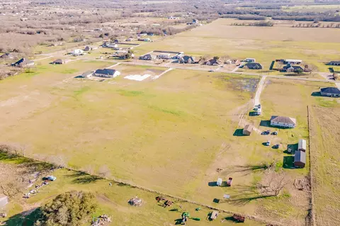 401 E Vaughn Rd, Cleburne, TX 76031 photo 25