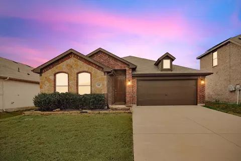 616 Autumn Ave, Justin, TX 76247