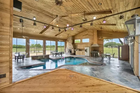 209 Sabine Crk, Royse City, TX 75189