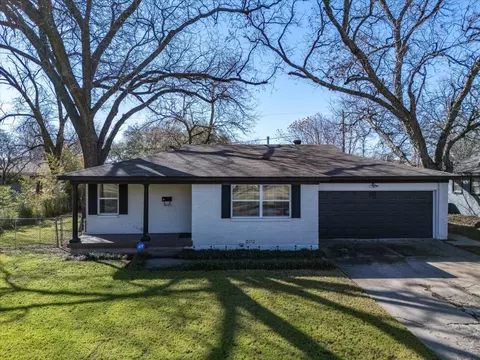 6121 Costen Ln, Fort Worth, TX 76114