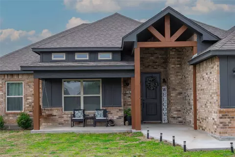 4613 Kay Dr, Brownwood, TX 76801