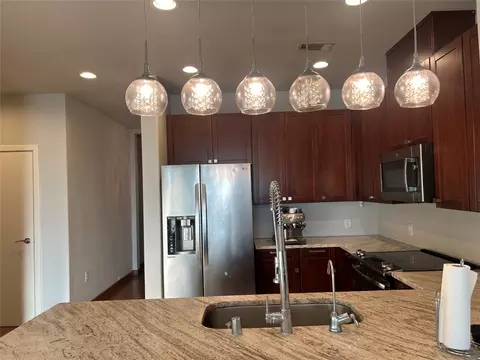 1220 W Trinity Mills Rd #4010, Carrollton, TX 75006