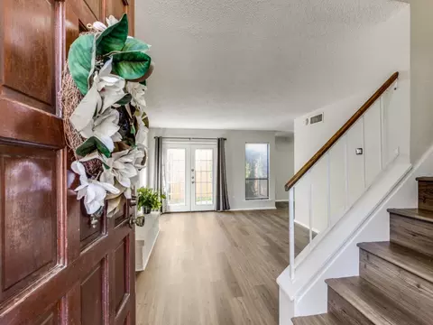 2802 Ursa Cir, Garland, TX 75044