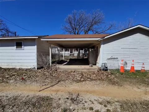 Exterior - 710 E 23rd St, Cisco, TX 76437 photo 6 of 9