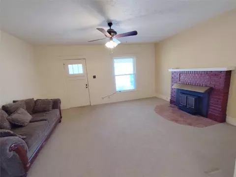 Living - 710 E 23rd St, Cisco, TX 76437 photo 3 of 3