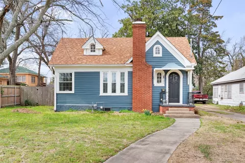721 Davis St S, Sulphur Springs, TX 75482