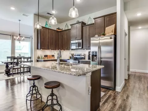 108 Kens Ct, Pilot Point, TX 76258 photo 10