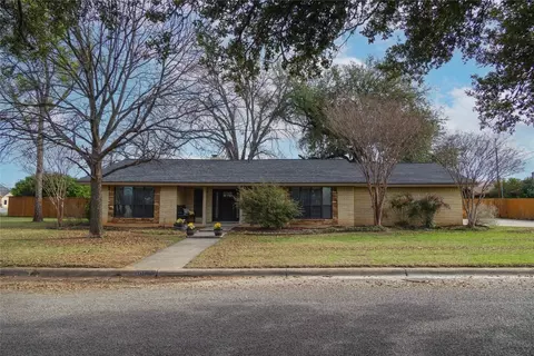 101 Meadow Glen Dr, Early, TX 76802