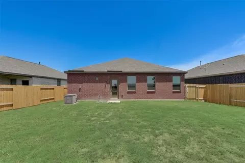 Exterior - 1820 Liam Dr, Anna, TX 75409 photo 2 of 4