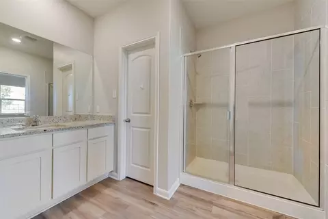 Bath - 1820 Liam Dr, Anna, TX 75409 photo 4 of 4