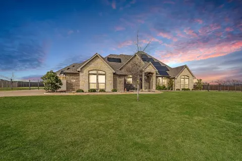 5416 Fogata Ln, Crowley, TX 76036