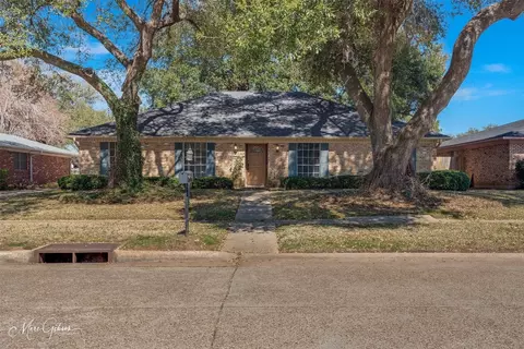 1518 Aquilla Dr, Shreveport, LA 71105