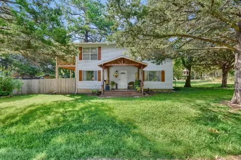 192 Oxford Dr, Gordonville, TX 76245