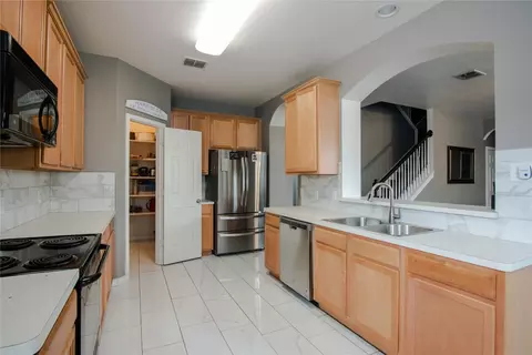 Kitchen - 446 Euless Dr, Cedar Hill, TX 75104 photo 1 of 3