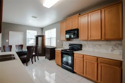 Kitchen - 446 Euless Dr, Cedar Hill, TX 75104 photo 3 of 3
