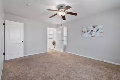 Bedroom - 304 W Thomas St, Leonard, TX 75452 photo 5 of 5