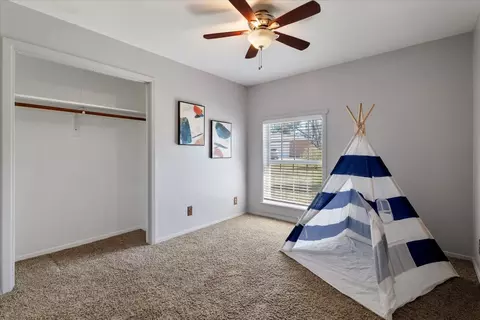 Bedroom - 304 W Thomas St, Leonard, TX 75452 photo 1 of 5