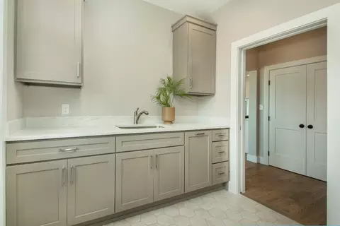 Kitchen - 211 E Wall St, Grapevine, TX 76051 photo 4 of 4