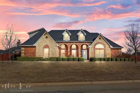 1304 S Saddle Lakes Dr, Abilene, TX 79602