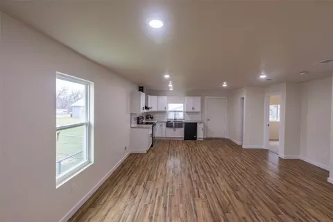 Kitchen - 628 E Murray St, Denison, TX 75021 photo 2 of 5