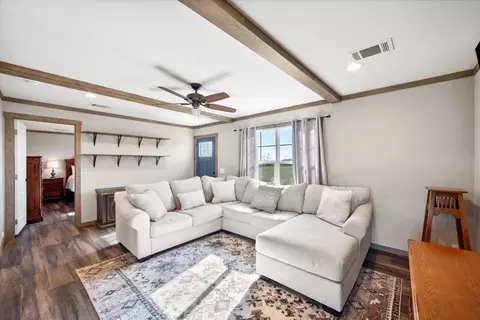 954 NW County Road 2006, Corsicana, TX 75110