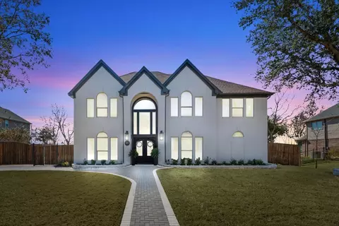 240 Green Oaks Ln, Southlake, TX 76092