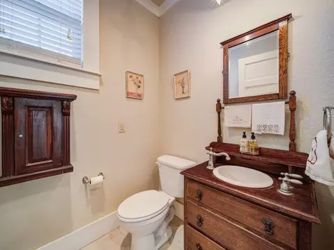 Bath - 305 Denton St E, Argyle, TX 76226 photo 5 of 5