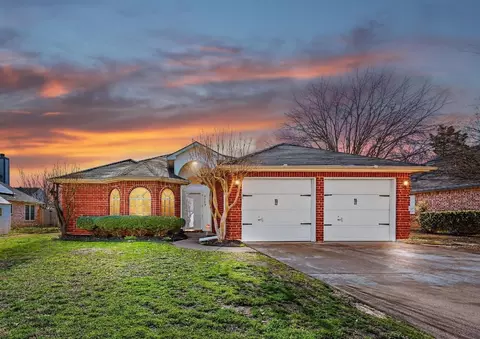 2159 Crockett Dr, Corinth, TX 76210