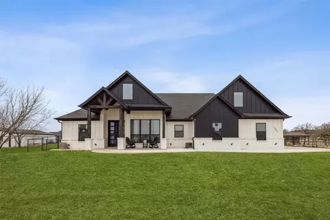1091 Horizon Trace Dr, Azle, TX 76020