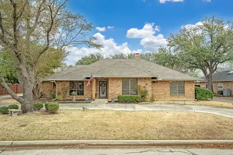 2137 Savannah Trl, Denton, TX 76205