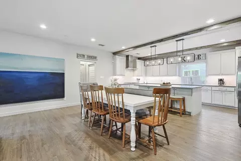 Kitchen - 960 Meadow Bend Loop S, Grapevine, TX 76051 photo 3 of 3