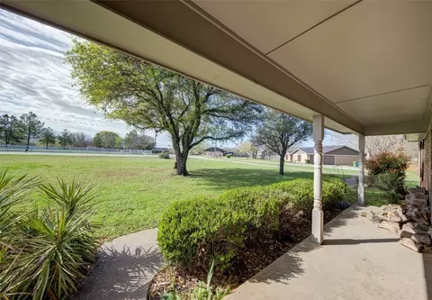 Exterior - 101 Cedar Ln, Haslet, TX 76052 photo 2 of 6